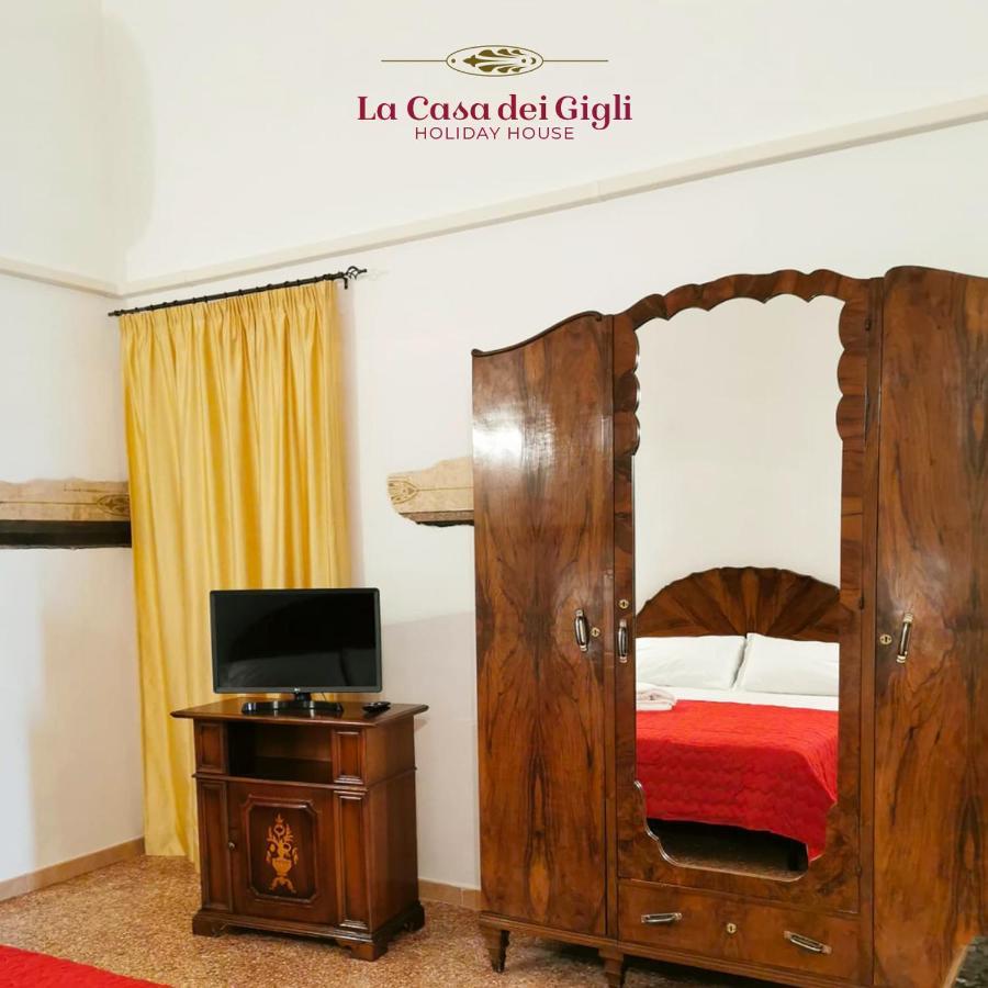 Вилла La Casa Dei Gigli Лечче Экстерьер фото